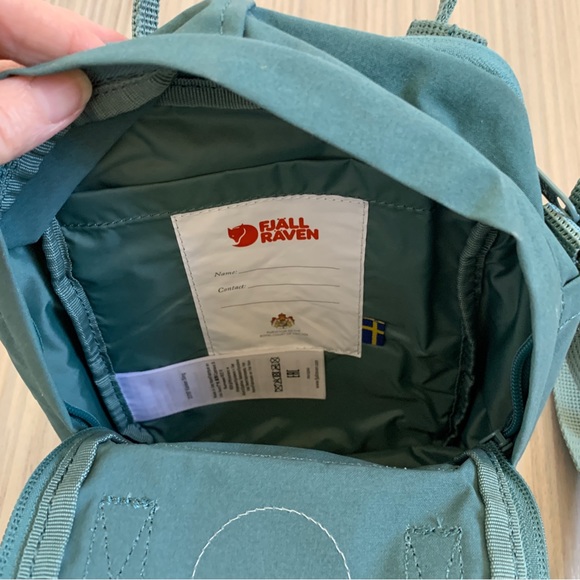 Fjallraven Kanken Sling in Frost Green NWT - Picture 6 of 7
